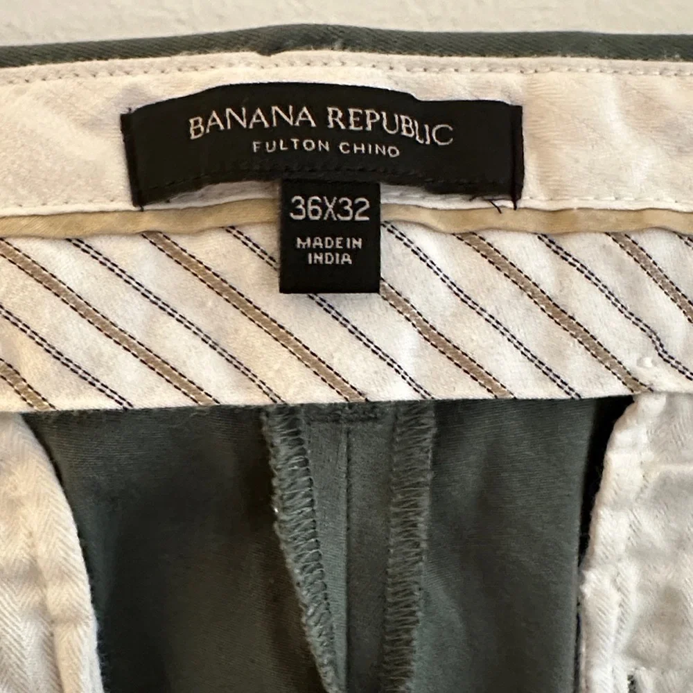 Banana Republic Men's Khakis in Forest Green - Preloved